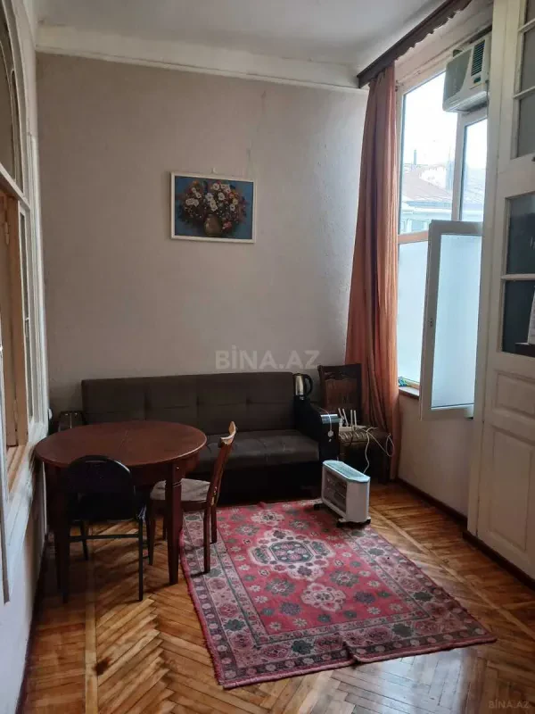 Kirayə verilir 2 otaqlı mənzil 65 m²