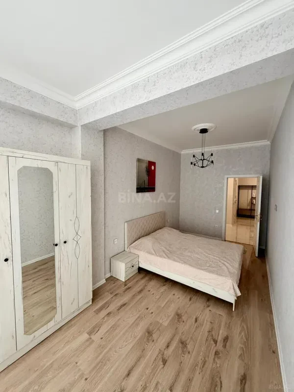 Kirayə verilir 2 otaqlı mənzil 70 m²