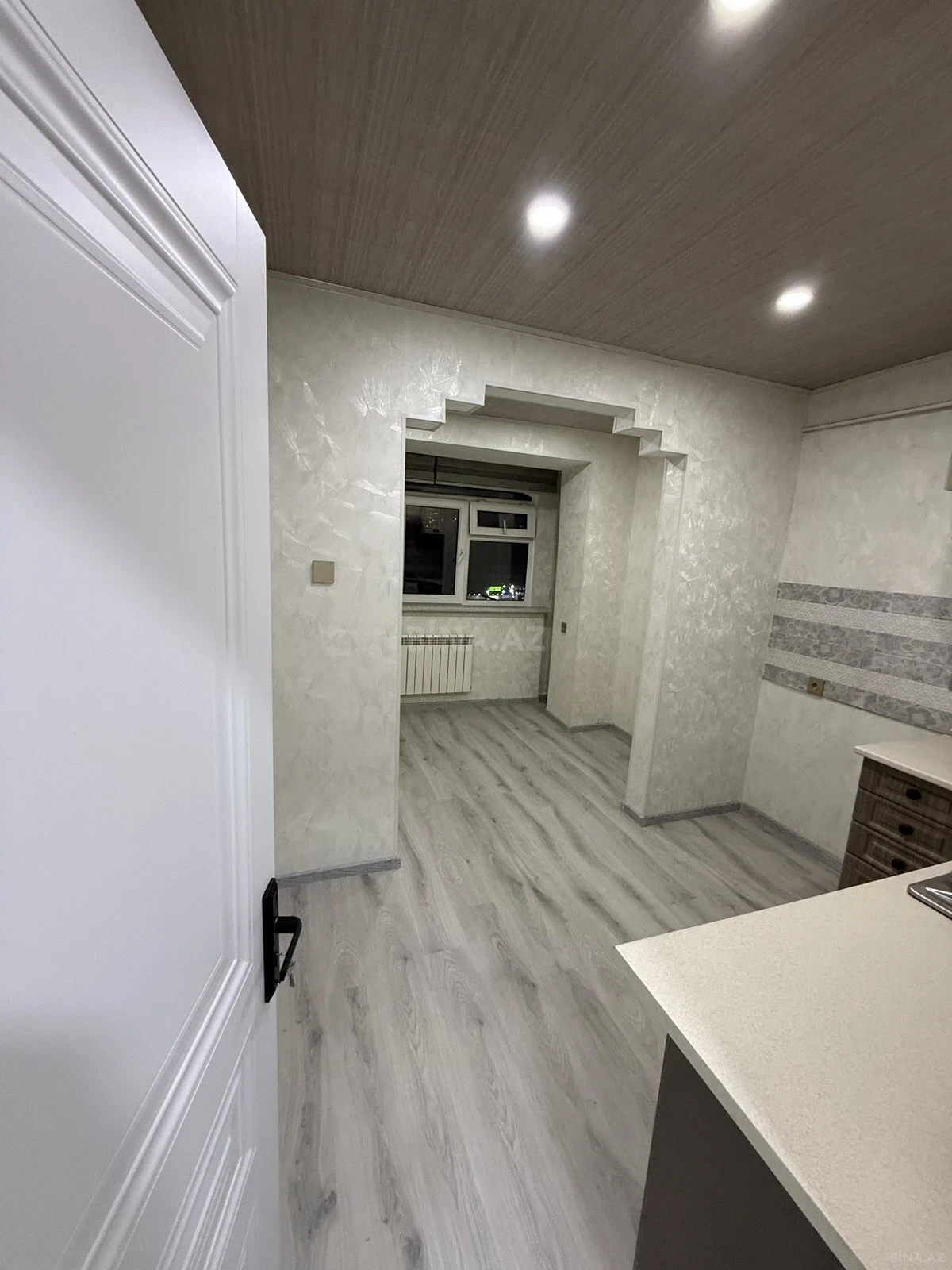 Satılır 2 otaqlı mənzil 60 m²