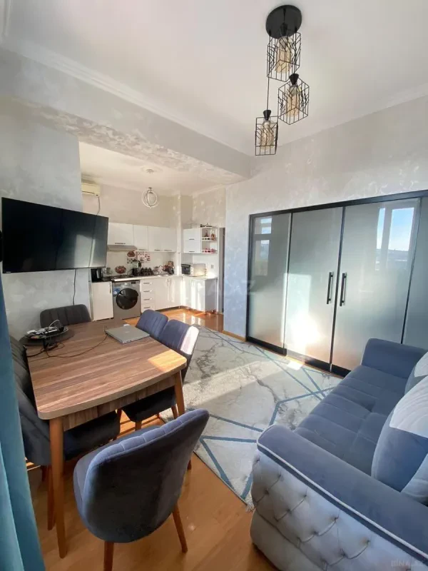 Satılır 2 otaqlı mənzil 44 m²