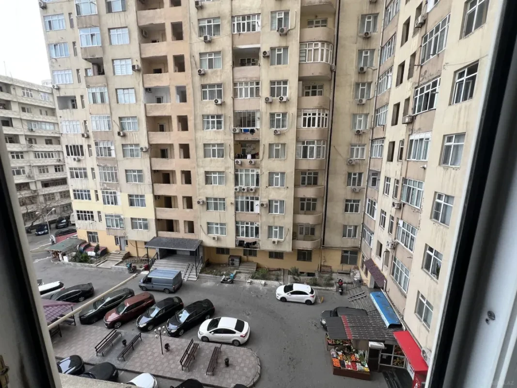 Satılır 3 otaqlı mənzil 110 m²