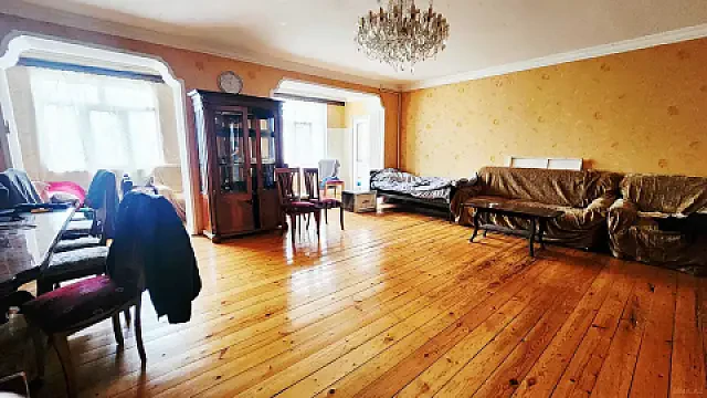 Satılır 4 otaqlı mənzil 105 m² — Bakı 4 otaq 105.00 m²