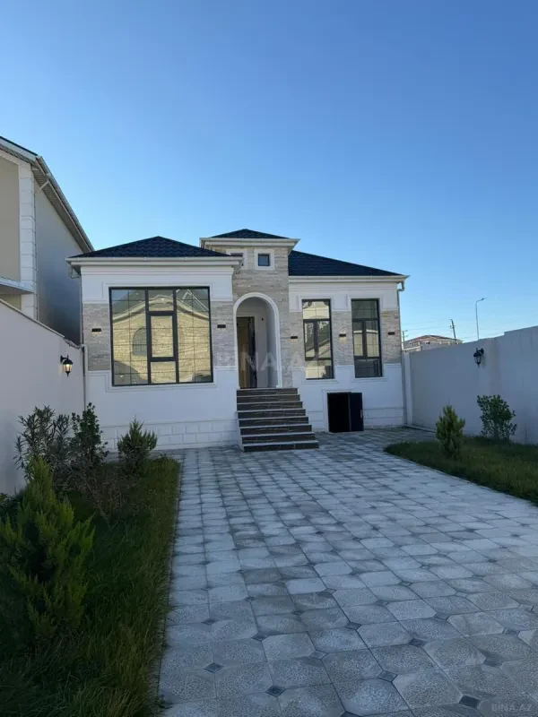 Satılır 4 otaqlı həyət evi 120 m²