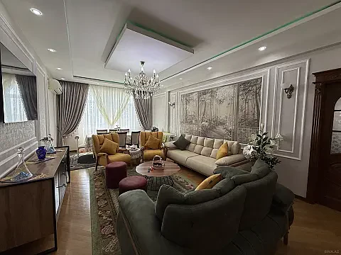 Satılır 4 otaqlı mənzil 140 m² — Bakı 4 otaq 140.00 m²