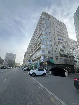 Satılır 3 otaqlı mənzil 130 m² — Bakı, Səbail 3 otaq 130.00 m²
