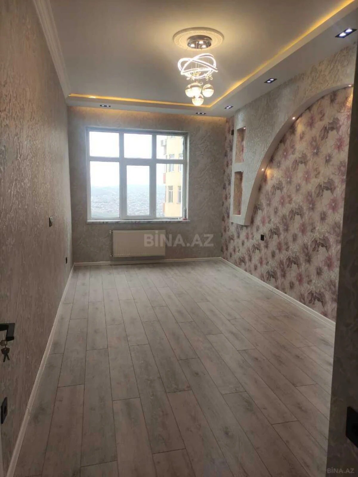 Satılır 2 otaqlı mənzil 71 m²