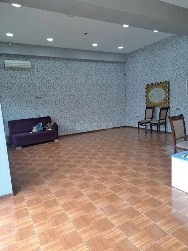 Satılır obyekt 75 m²