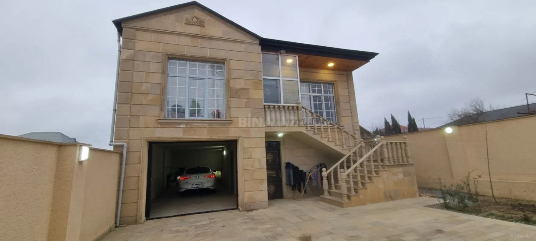 Satılır 7 otaqlı həyət evi 183.5 m²