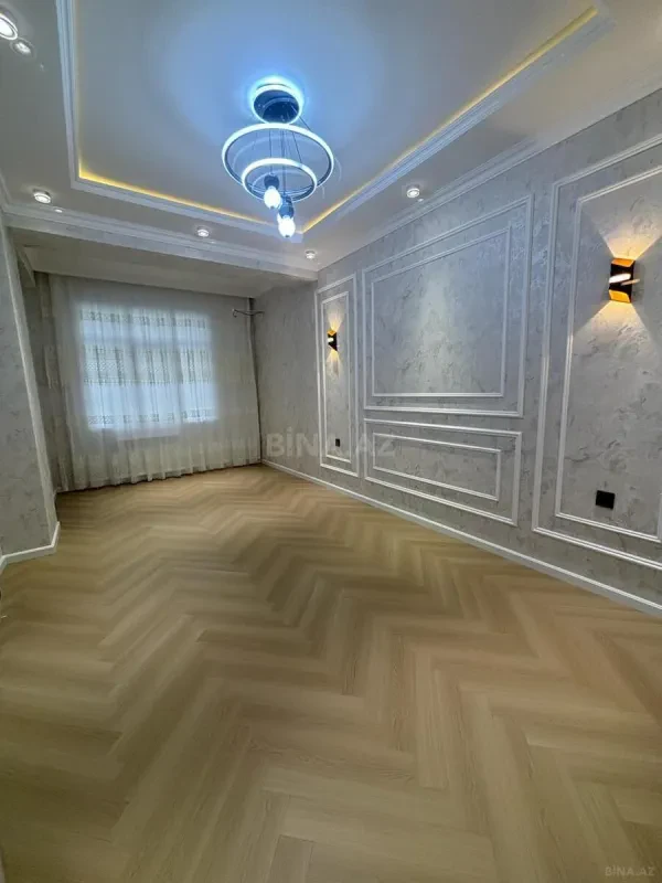 Satılır 2 otaqlı mənzil 65 m²