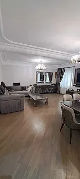 Satılır 4 otaqlı mənzil 130 m² — Bakı, İnşaatçılar 4 otaq 130.00 m²
