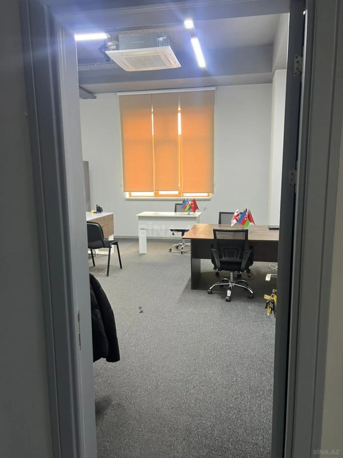 Kirayə verilir 1 otaqlı ofis 35 m²