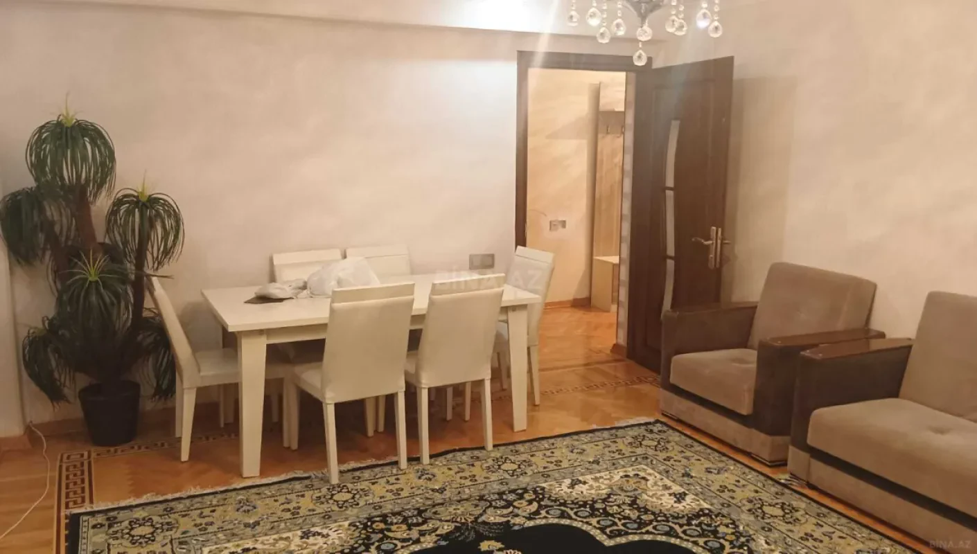 Satılır 3 otaqlı mənzil 100 m²
