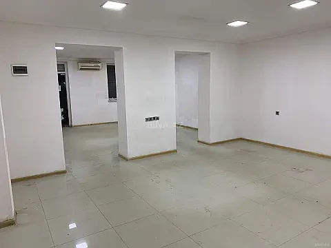 Kirayə verilir obyekt 71 m² — Bakı 71.00 m²