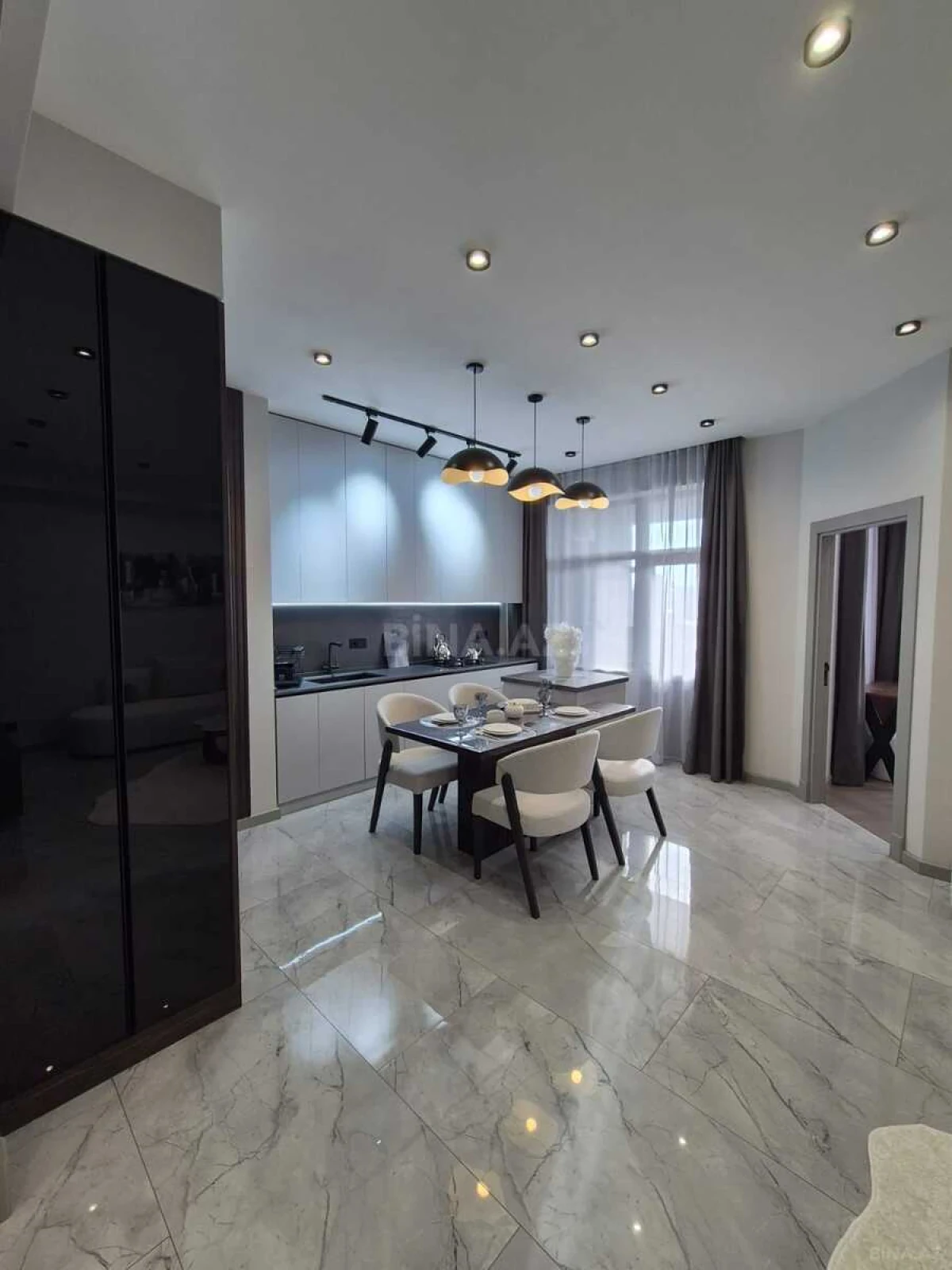 Kirayə verilir 3 otaqlı mənzil 90 m²