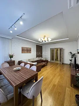 Satılır 3 otaqlı mənzil 132 m² — Bakı 3 otaq 132.00 m²