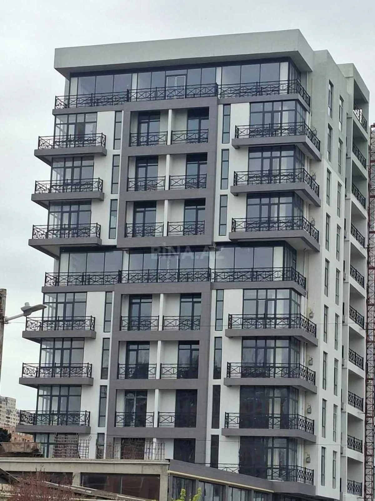 Satılır 2 otaqlı mənzil 61.5 m²