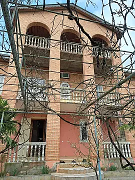 Satılır 7 otaqlı həyət evi 318.8 m² — Lənkəran 7 otaq 318.80 m²