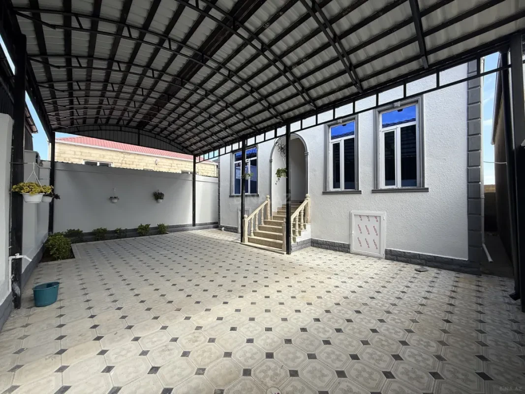 Satılır 4 otaqlı həyət evi 130 m²