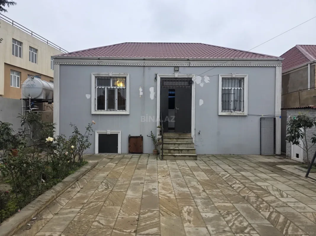 Satılır 4 otaqlı həyət evi 100 m²