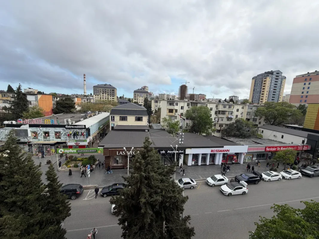 Satılır 1 otaqlı mənzil 35 m²