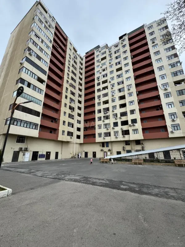 Satılır 2 otaqlı mənzil 70 m²