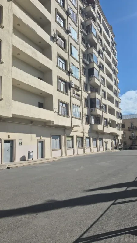Satılır 2 otaqlı mənzil 91 m²