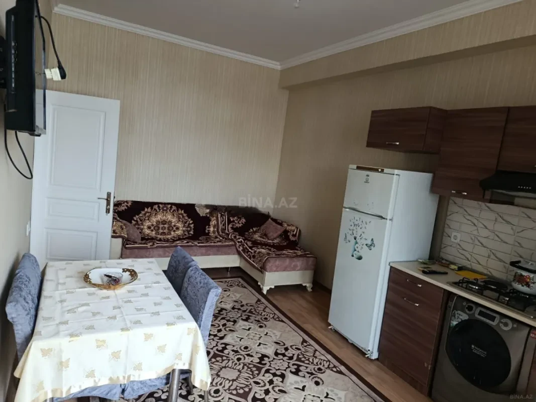 Kirayə verilir 2 otaqlı mənzil 55 m²