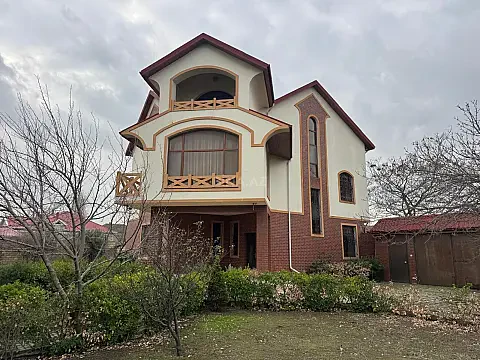 Satılır 7 otaqlı həyət evi 320 m² — Bakı, Novxanı 7 otaq 320.00 m²