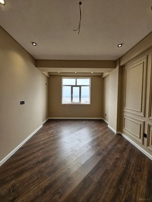 Satılır 2 otaqlı mənzil 64 m²