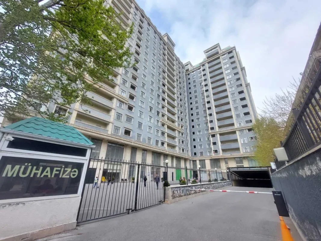 Satılır 1 otaqlı mənzil 72 m²