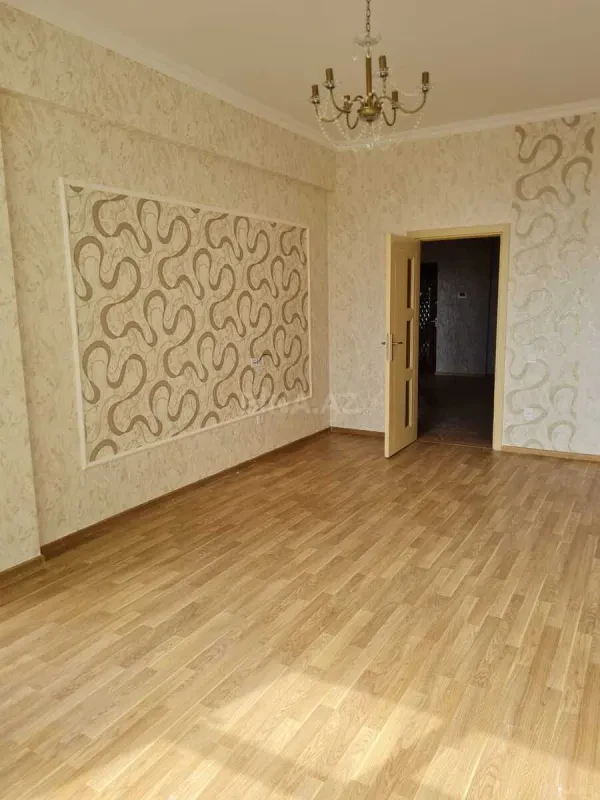 Kirayə verilir 3 otaqlı mənzil 130 m²