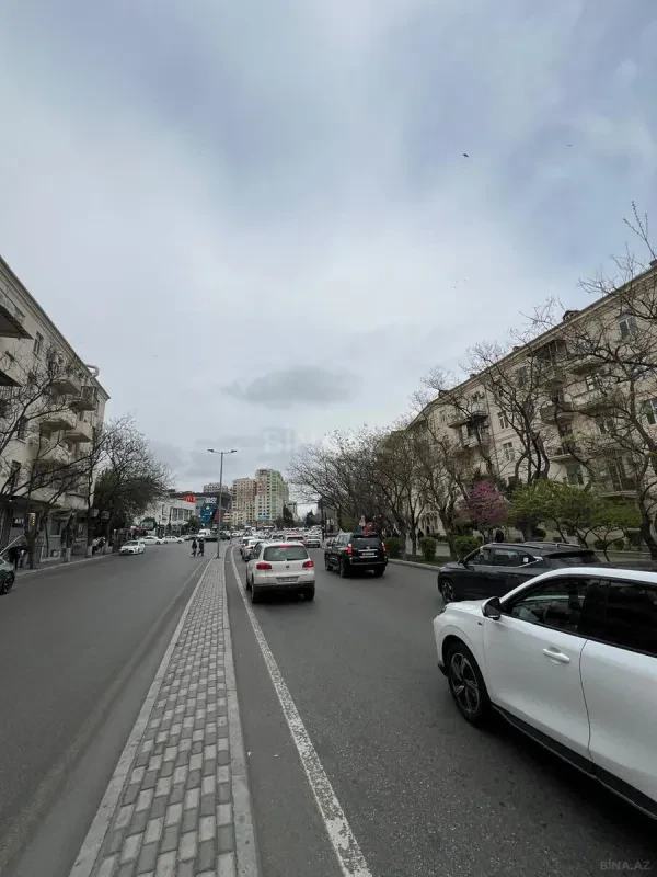 Satılır 3 otaqlı mənzil 90 m²