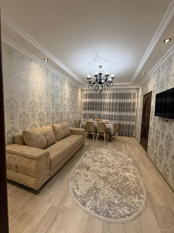 Satılır 2 otaqlı mənzil 55 m²