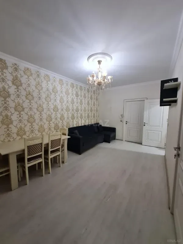 Kirayə verilir 2 otaqlı mənzil 64 m²