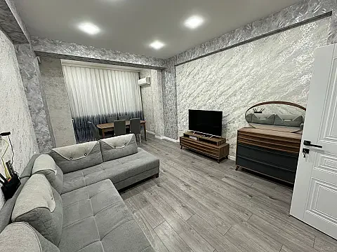 Kirayə verilir 3 otaqlı mənzil 110 m² — Bakı, Həzi Aslanov qəs. 3 otaq 110.00 m²
