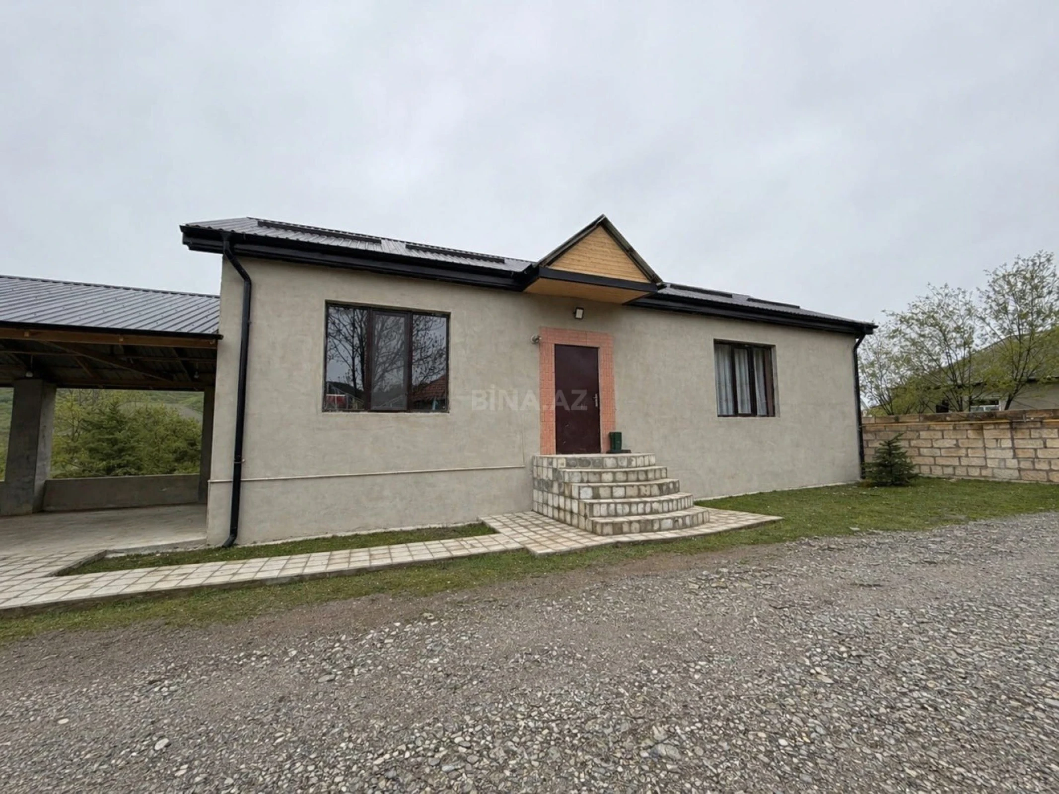 Satılır 2 otaqlı həyət evi 80 m²