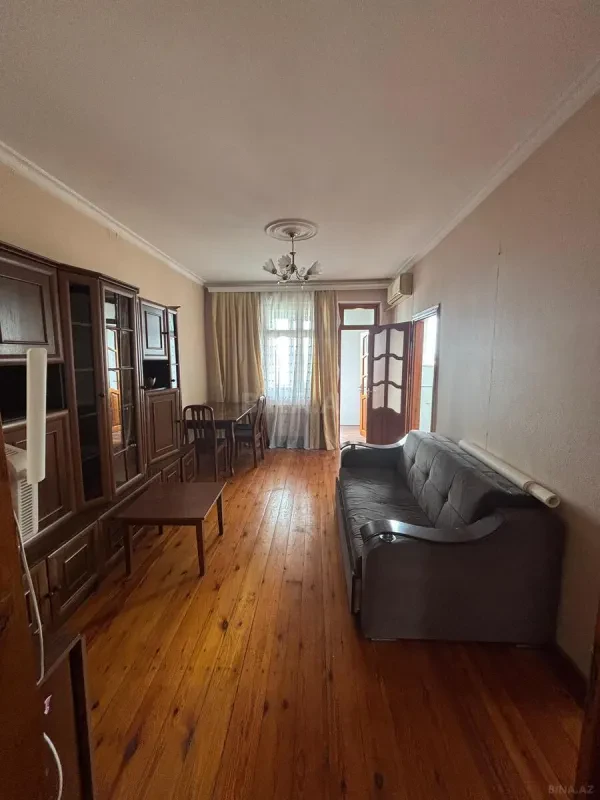 Satılır 2 otaqlı mənzil 55 m²