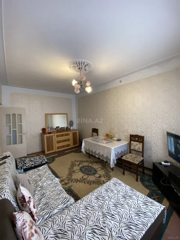 Satılır 2 otaqlı mənzil 52 m²