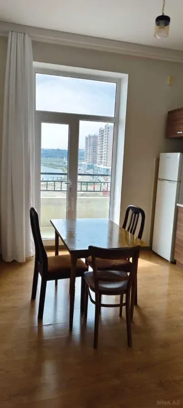 Kirayə verilir 3 otaqlı mənzil 76 m²