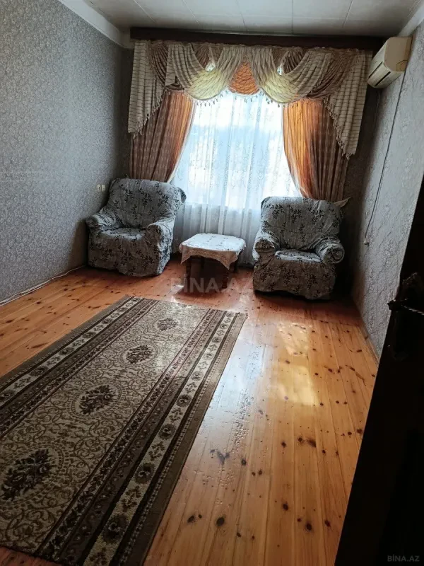Kirayə verilir 2 otaqlı mənzil 65 m²