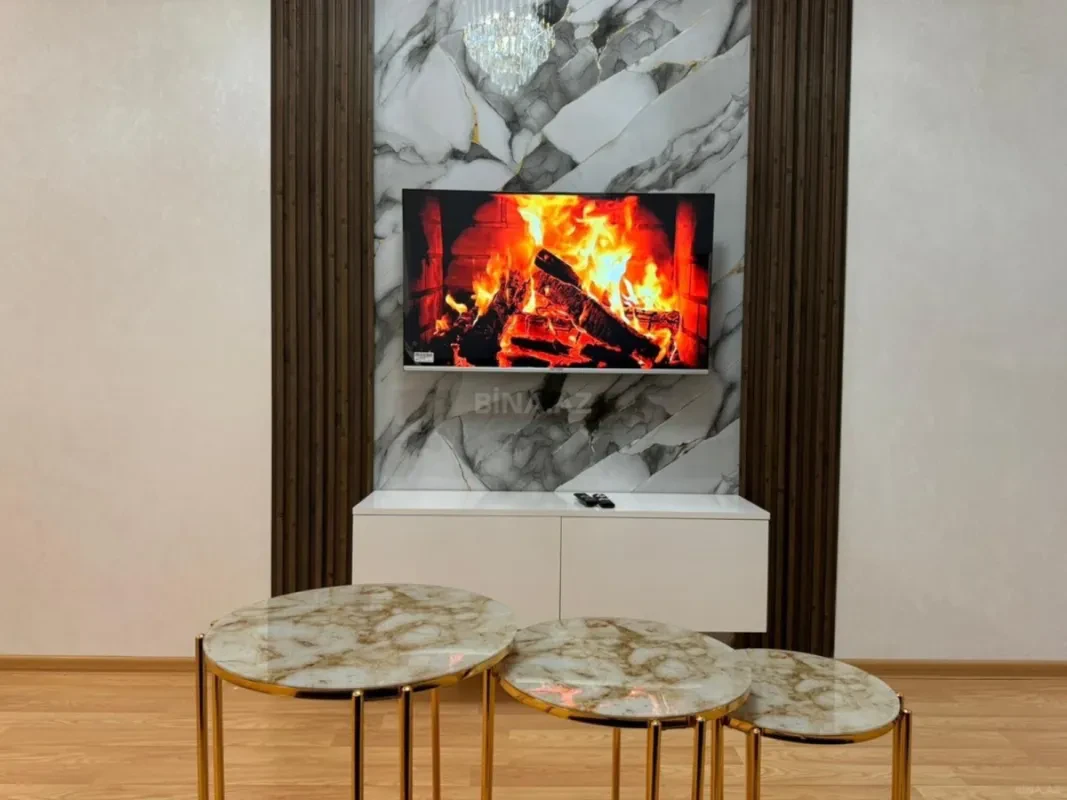 Kirayə verilir 2 otaqlı mənzil 65 m²