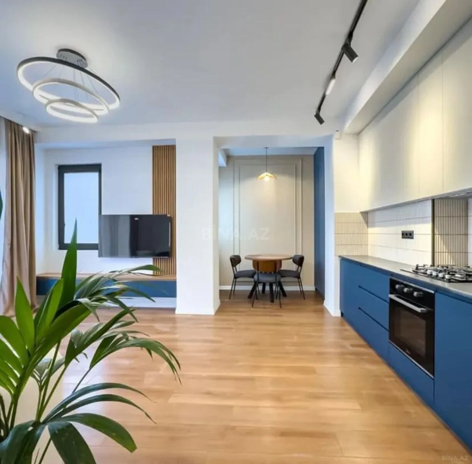 Satılır 3 otaqlı mənzil 92 m²