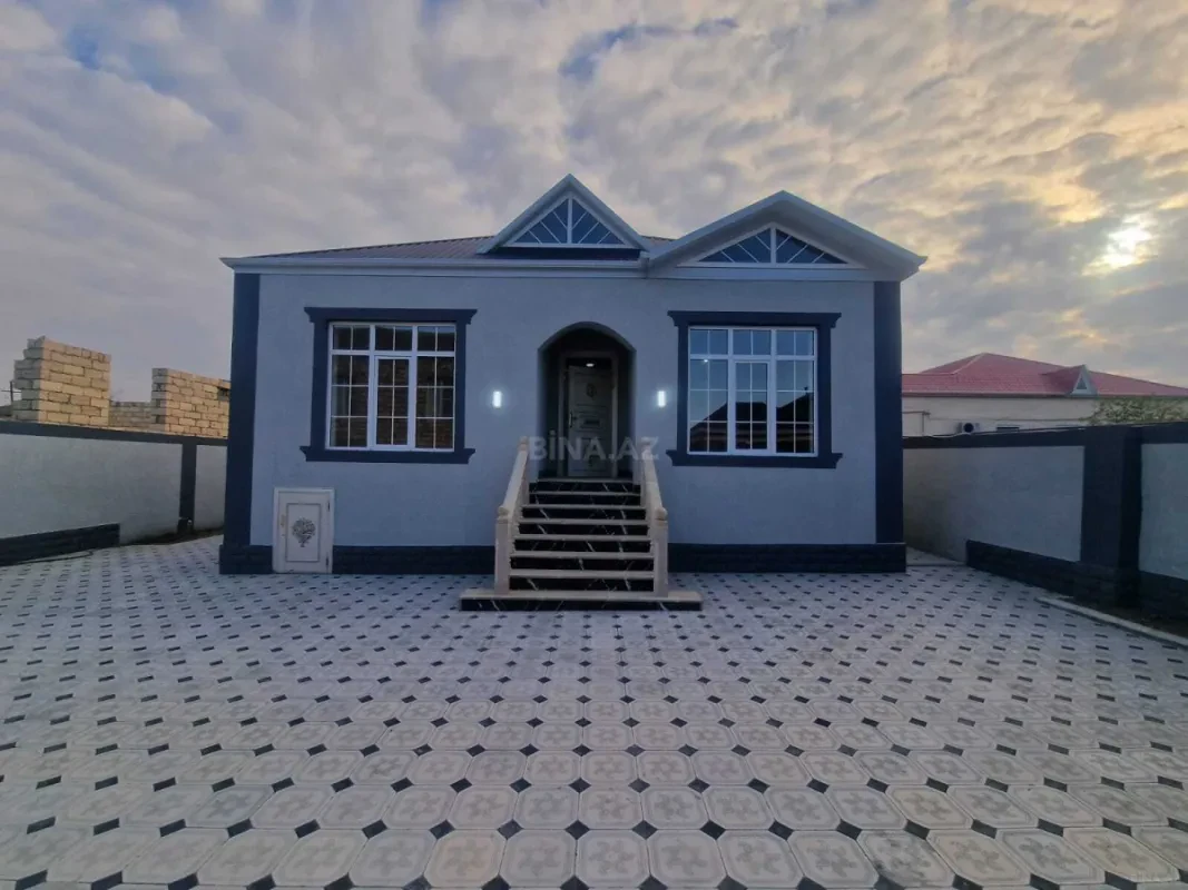 Satılır 4 otaqlı həyət evi 127 m²