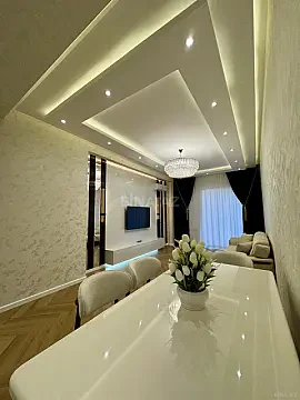 Satılır 3 otaqlı mənzil 110 m² — Bakı, 8-ci kilometr 3 otaq 110.00 m²