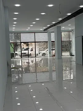 Kirayə verilir obyekt 200 m² — Bakı 200.00 m²