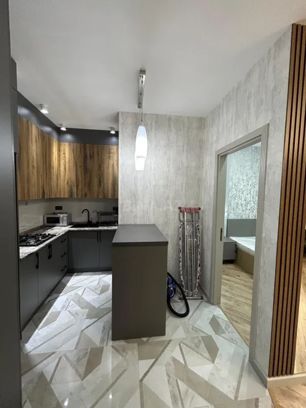 Satılır 2 otaqlı mənzil 50 m²