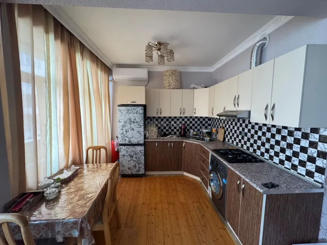 Satılır 3 otaqlı mənzil 73 m²