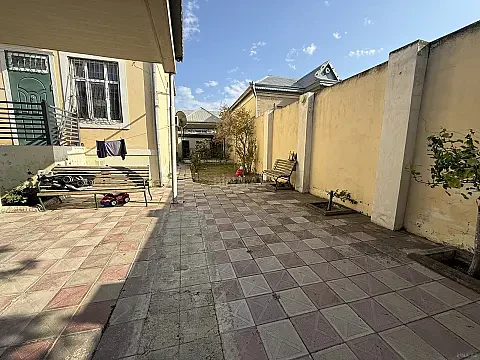 Satılır 5 otaqlı həyət evi 160 m² — Bakı, Bakıxanov 5 otaq 160.00 m²