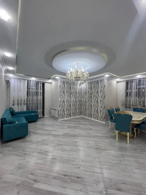 Kirayə verilir 4 otaqlı mənzil 160 m²