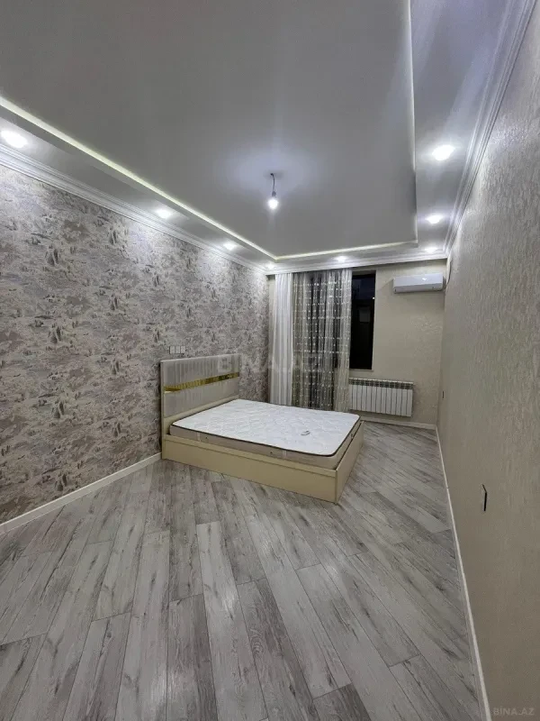 Kirayə verilir 4 otaqlı mənzil 160 m²